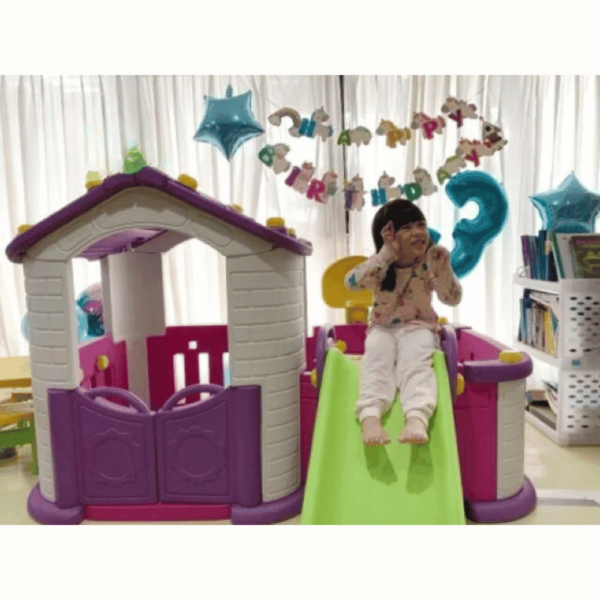 بيت اطفال بلاستيك - بيوت بلاستيك